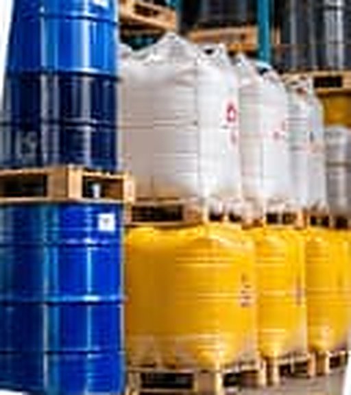 Fûts et big-bags de produits pour l'approvisionnement minier